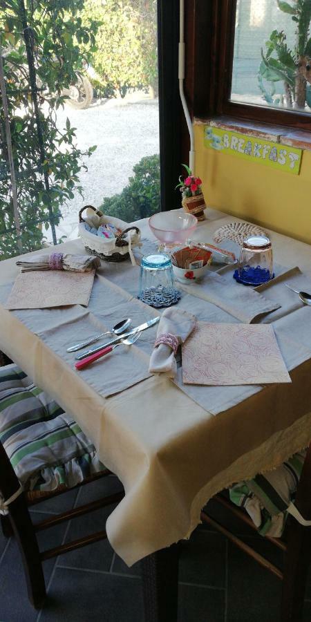 Le Travi Bed & Breakfast Sarzana Dış mekan fotoğraf