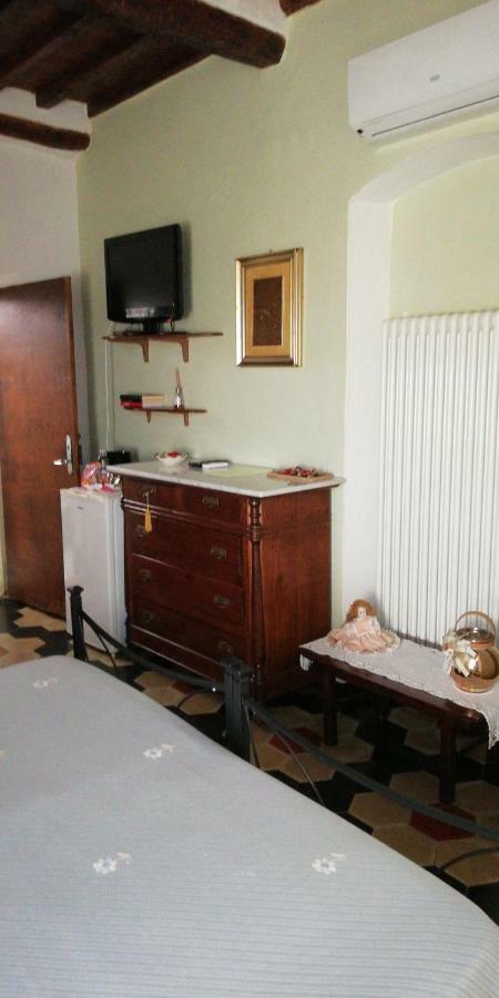 Le Travi Bed & Breakfast Sarzana Dış mekan fotoğraf